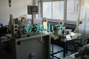 壹兆高端晶體編帶機(jī)